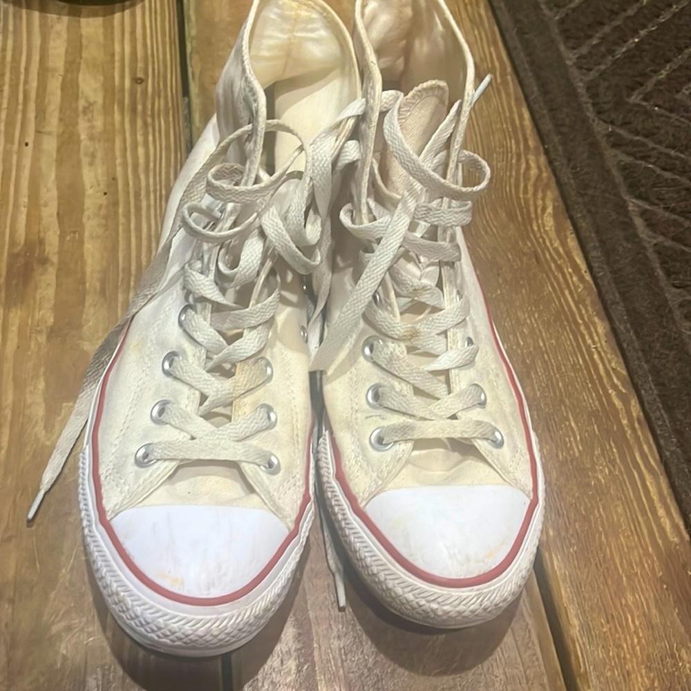 Women’s high top converse